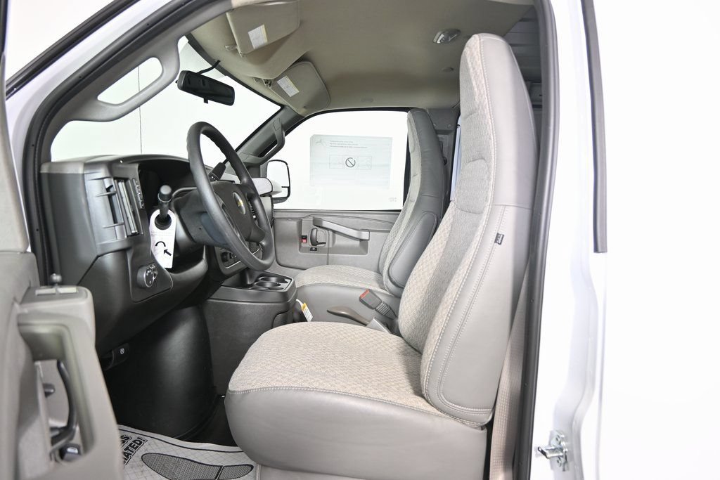 New 2026 Chevrolet Express 3500 Extended w/ Driver Convenience Package RWD image 20
