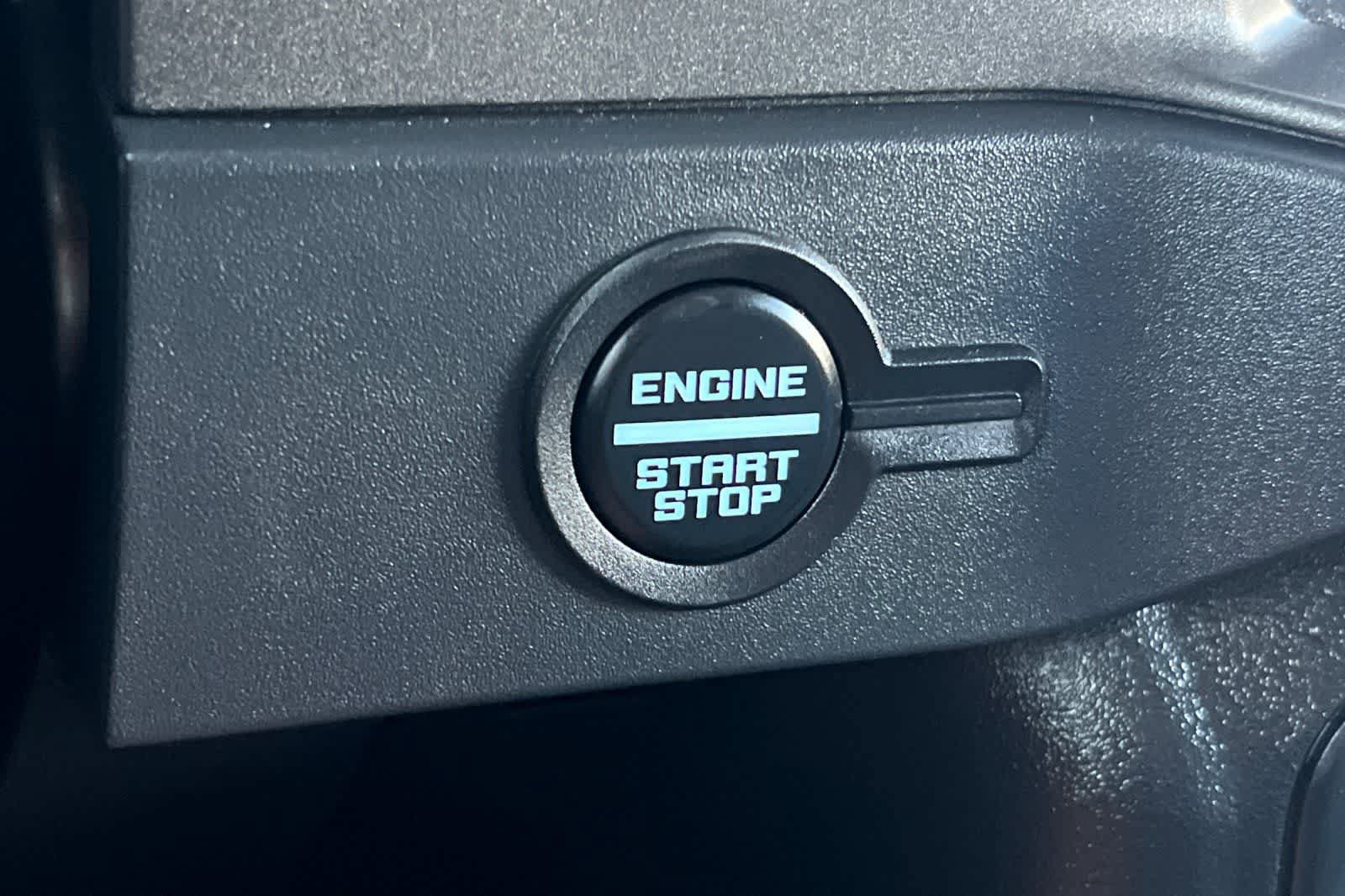 Used 2025 Ford Bronco Badlands AWD/4WD image 28