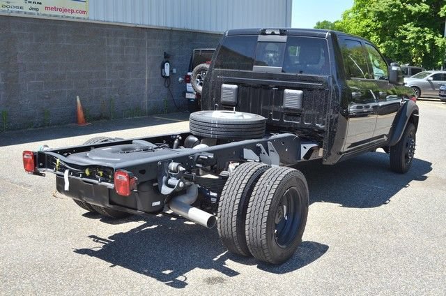 New 2026 RAM 5500 Tradesman AWD/4WD image 8