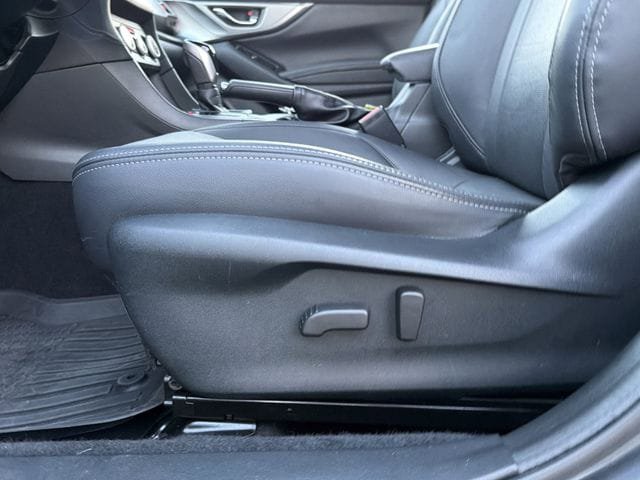 Used 2022 Subaru Impreza 2.0i Limited image 28