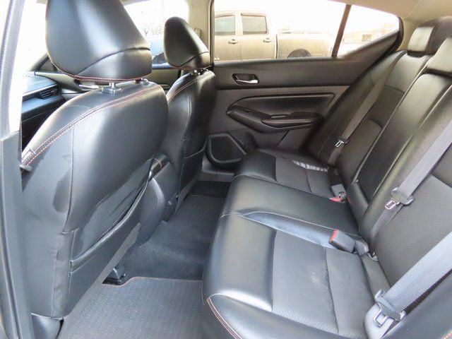 Used 2020 Nissan Altima 2.5 SR w/ Premium Package image 23