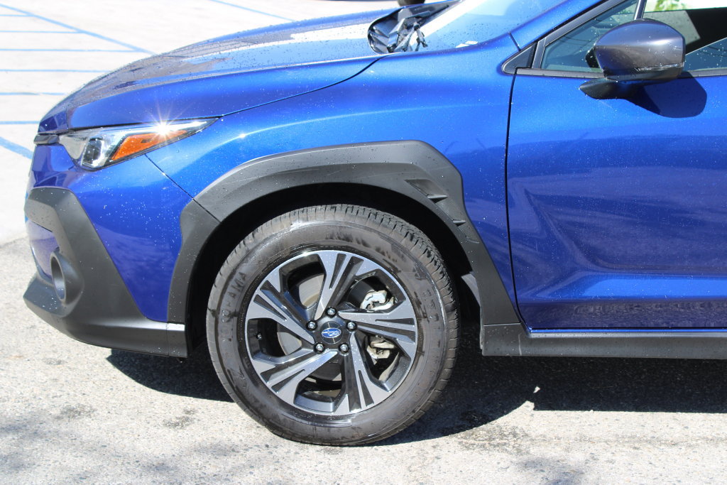 Used 2024 Subaru Crosstrek 2.0i Premium w/ Crosstrek Mirror Package AWD/4WD image 7