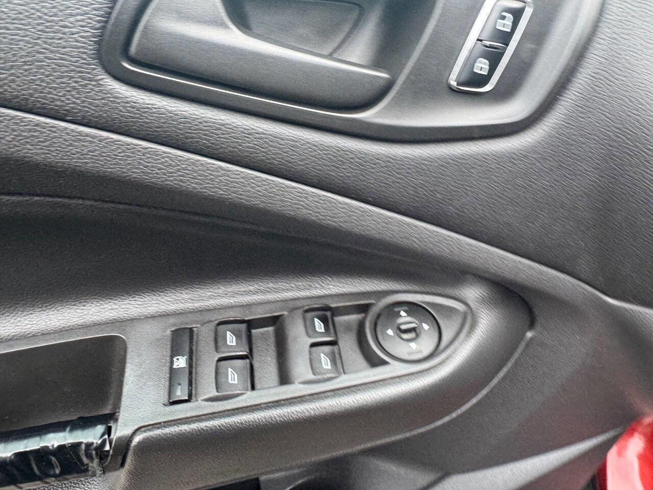 Used 2014 Ford Escape S FWD image 11
