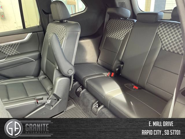 New 2026 GMC Acadia Denali w/ Super Cruise Package image 24