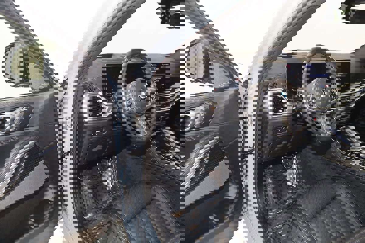 Used 2025 BMW X6 xDrive40i image 54