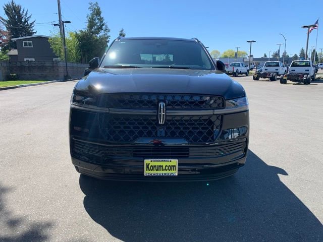 New 2026 Lincoln Navigator Reserve AWD/4WD image 12