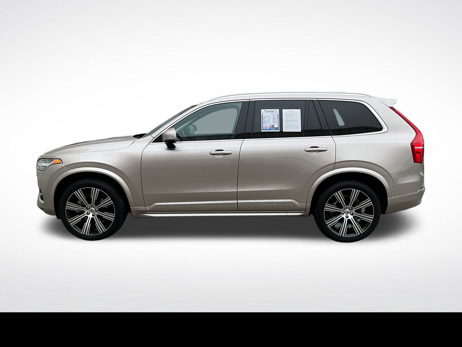 Certified 2023 Volvo XC90 B6 Ultimate w/ Protection Package Premier AWD/4WD image 14
