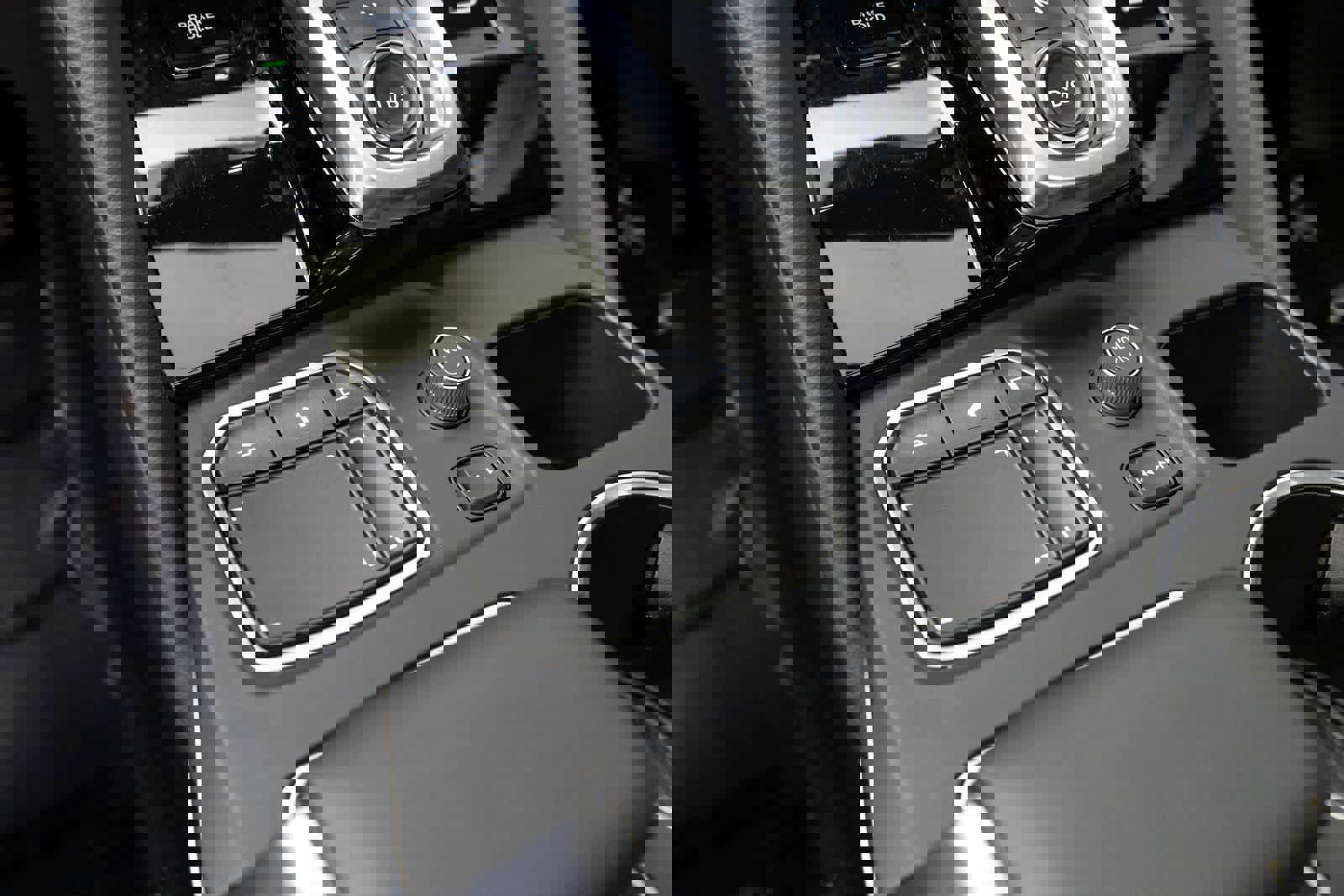 Used 2023 Acura MDX SH-AWD image 39