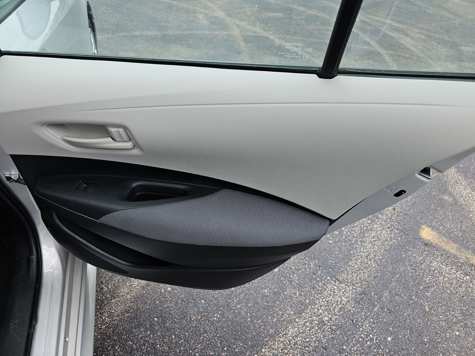 Used 2024 Toyota Corolla LE FWD image 15