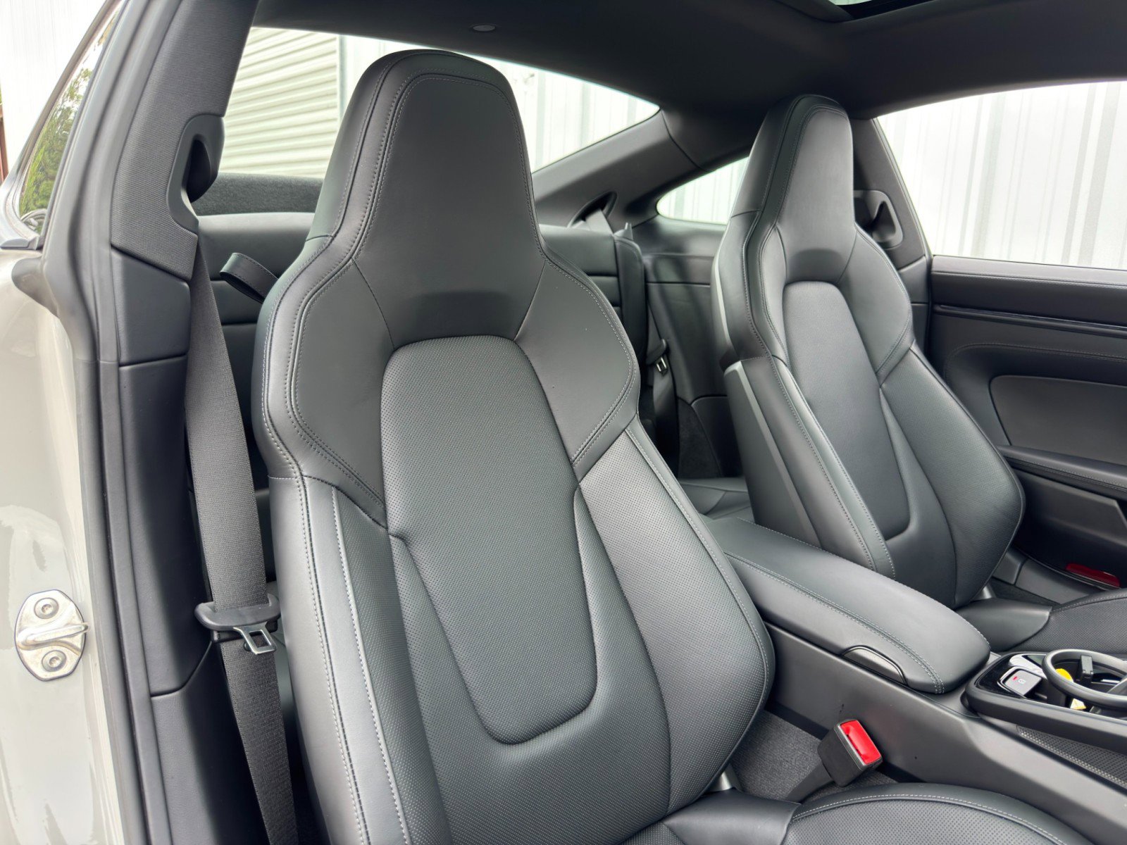 Used 2024 Porsche 911 Carrera T image 38