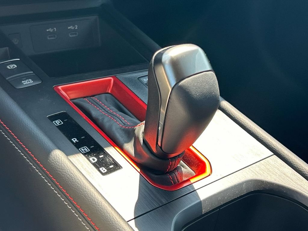 New 2026 Nissan Kicks SR FWD image 28