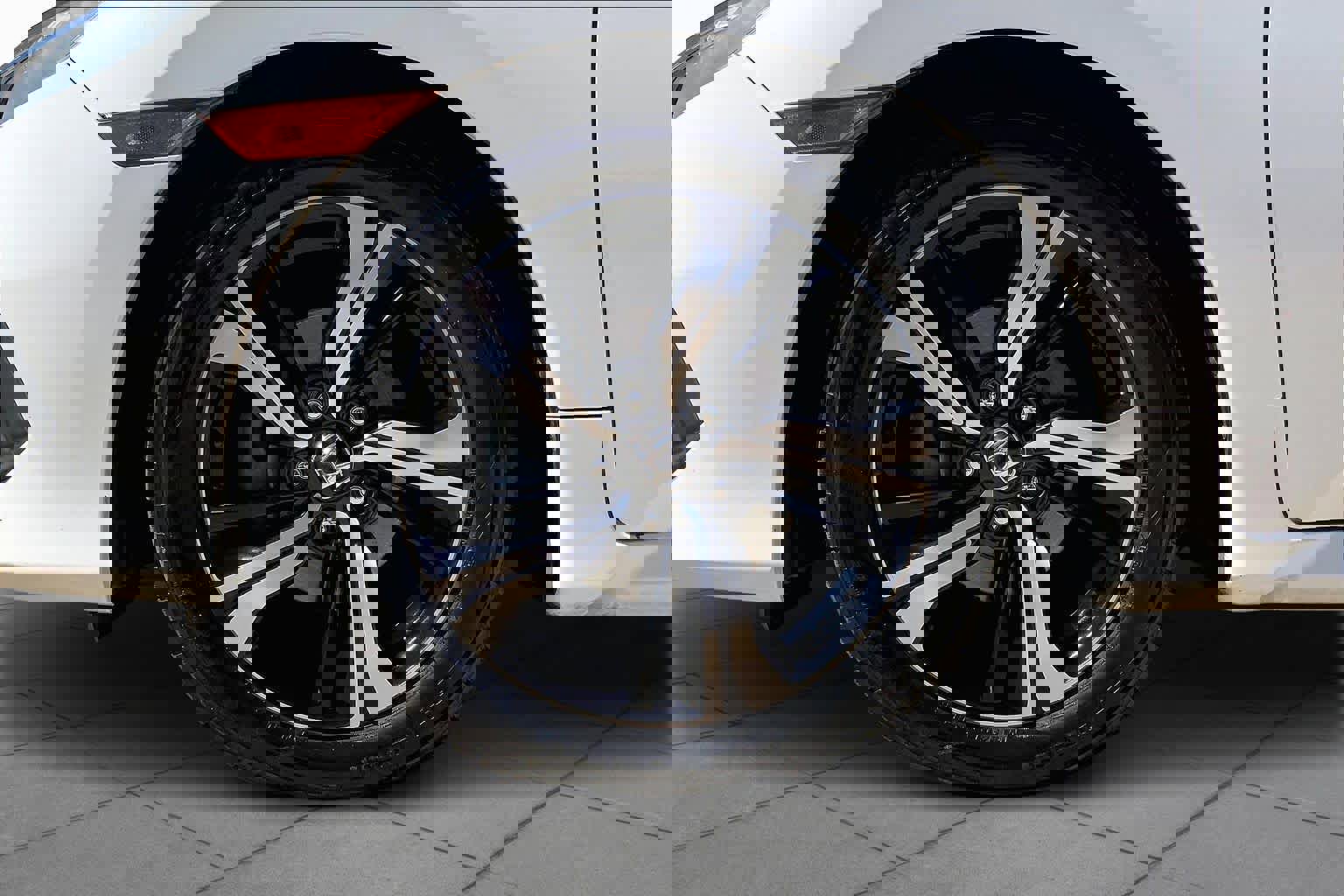 Used 2017 Honda Civic Touring image 11