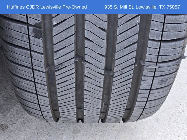 Used 2023 Jeep Grand Wagoneer L Series II w/ Premium Group II AWD/4WD image 16