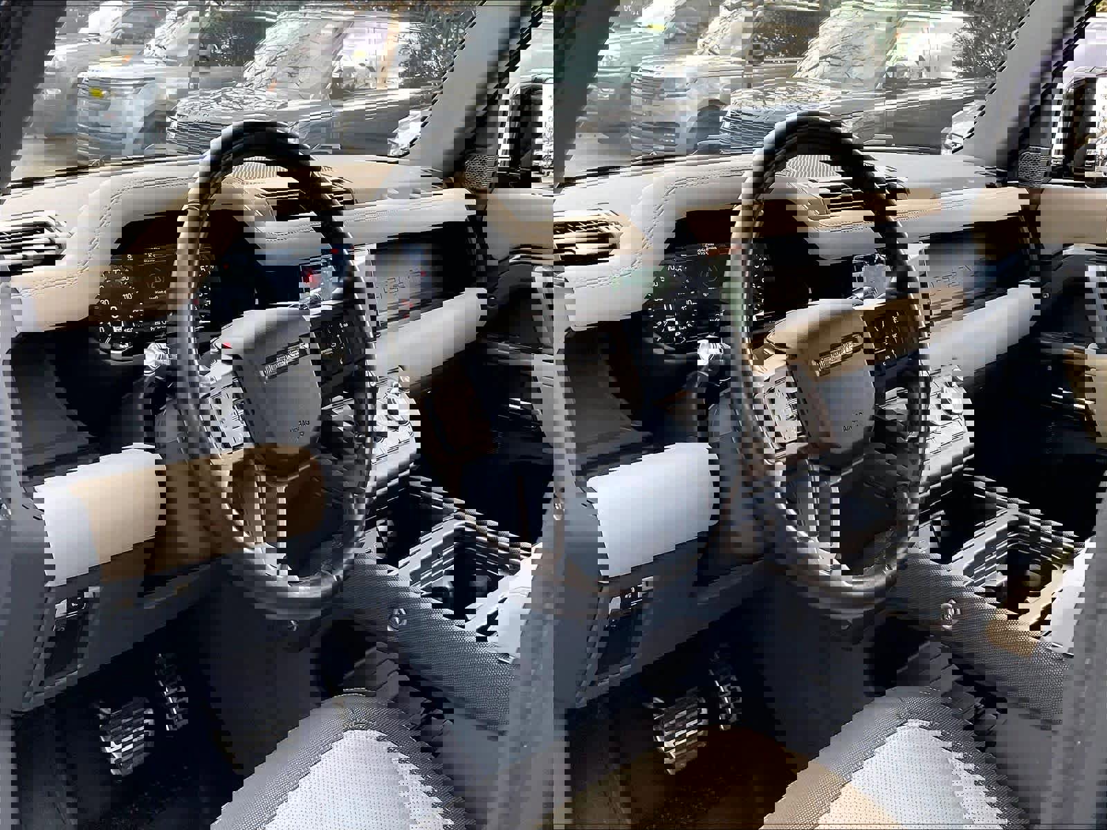 Used 2022 Land Rover Defender 110 X-Dynamic SE image 16