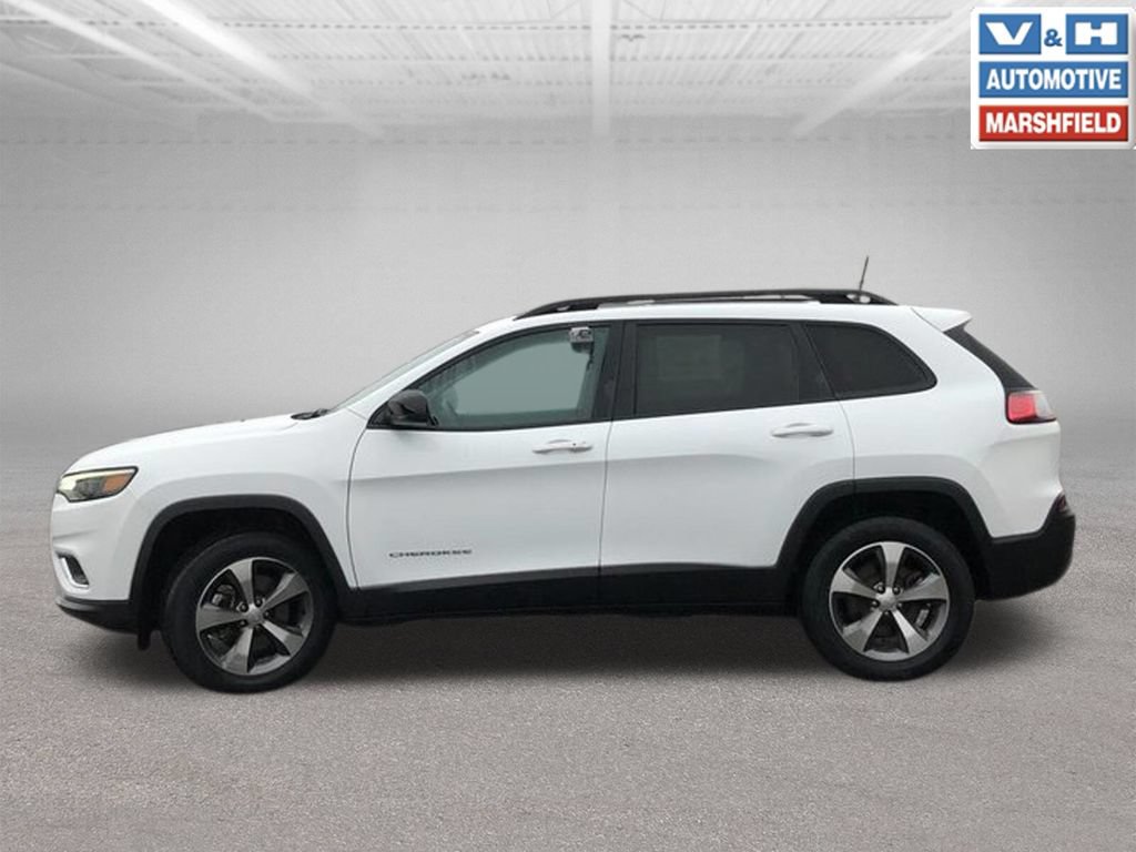 Used 2022 Jeep Cherokee Limited AWD/4WD image 23