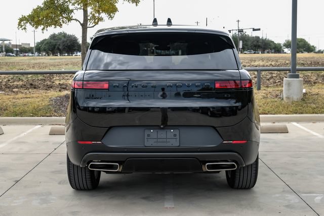 Used 2025 Land Rover Range Rover Sport SE AWD/4WD image 10