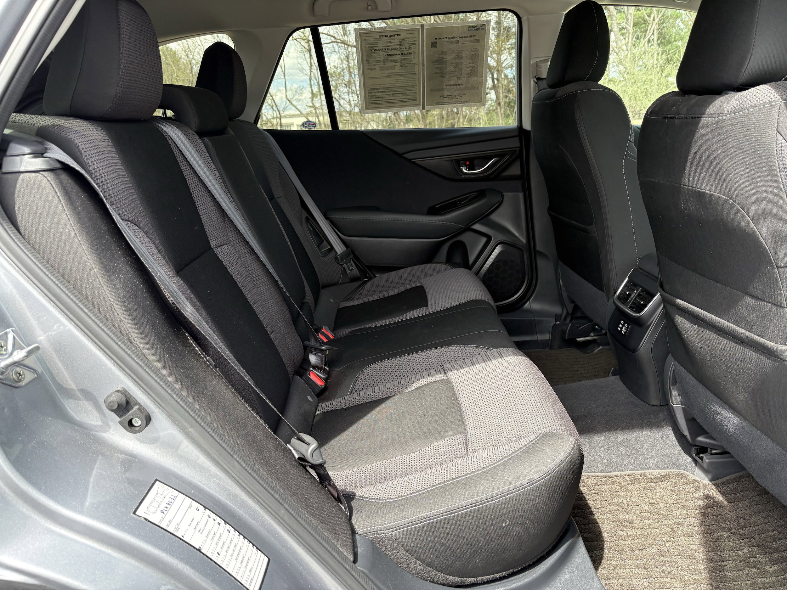 Used 2025 Subaru Outback Premium image 29