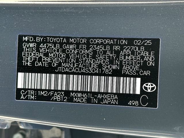 Used 2025 Toyota Prius Plug-In Hybrid FWD image 32