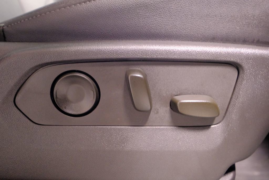 Used 2023 GMC Sierra 1500 SLT w/ SLT Premium Plus Package image 17