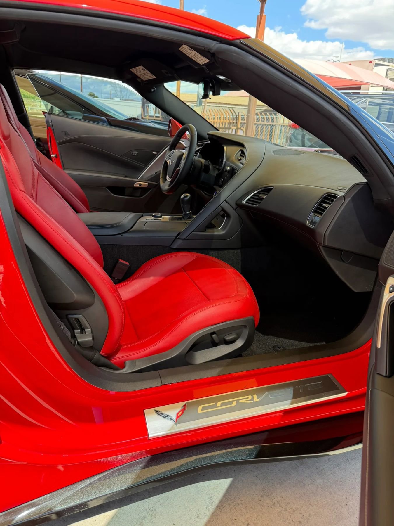 Used 2015 Chevrolet Corvette Stingray Coupe image 10