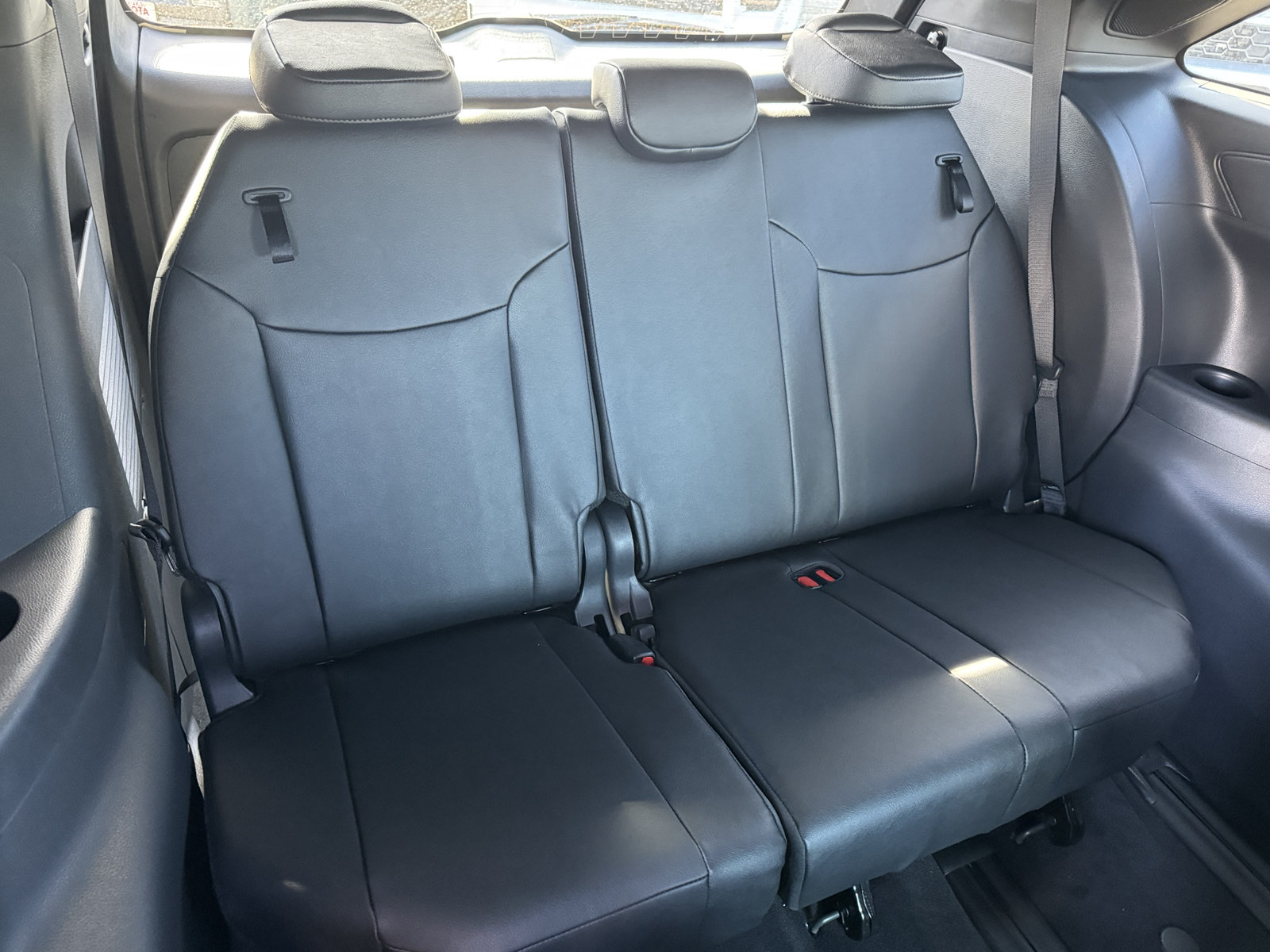 New 2026 Toyota Sienna Limited FWD image 6
