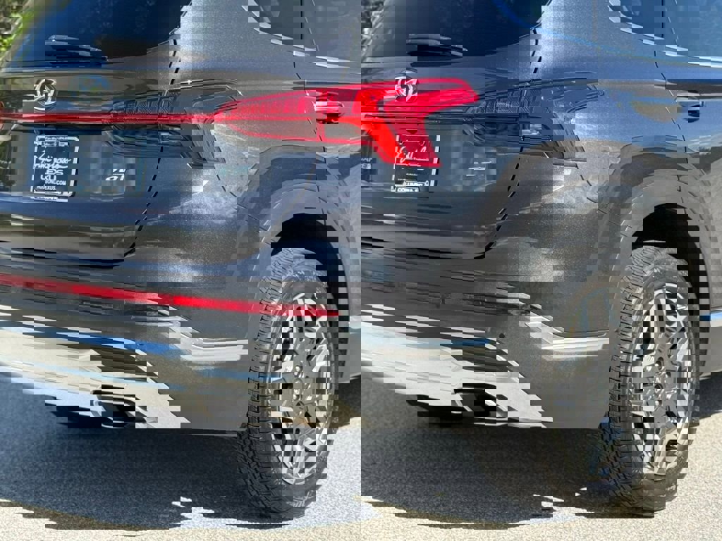 Used 2022 Hyundai Santa Fe Limited image 14