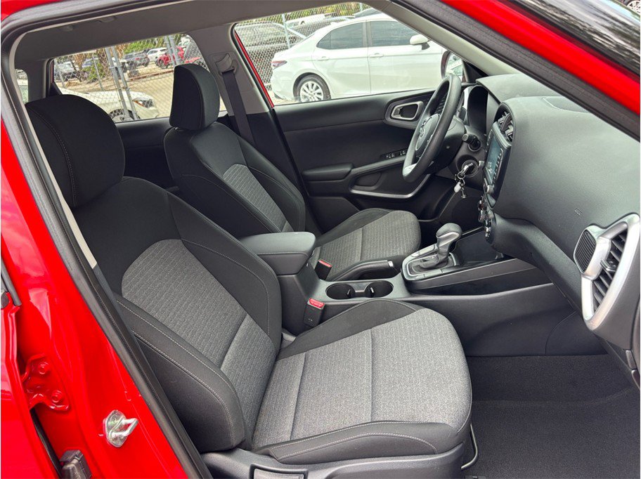 Used 2021 Kia Soul S FWD image 34