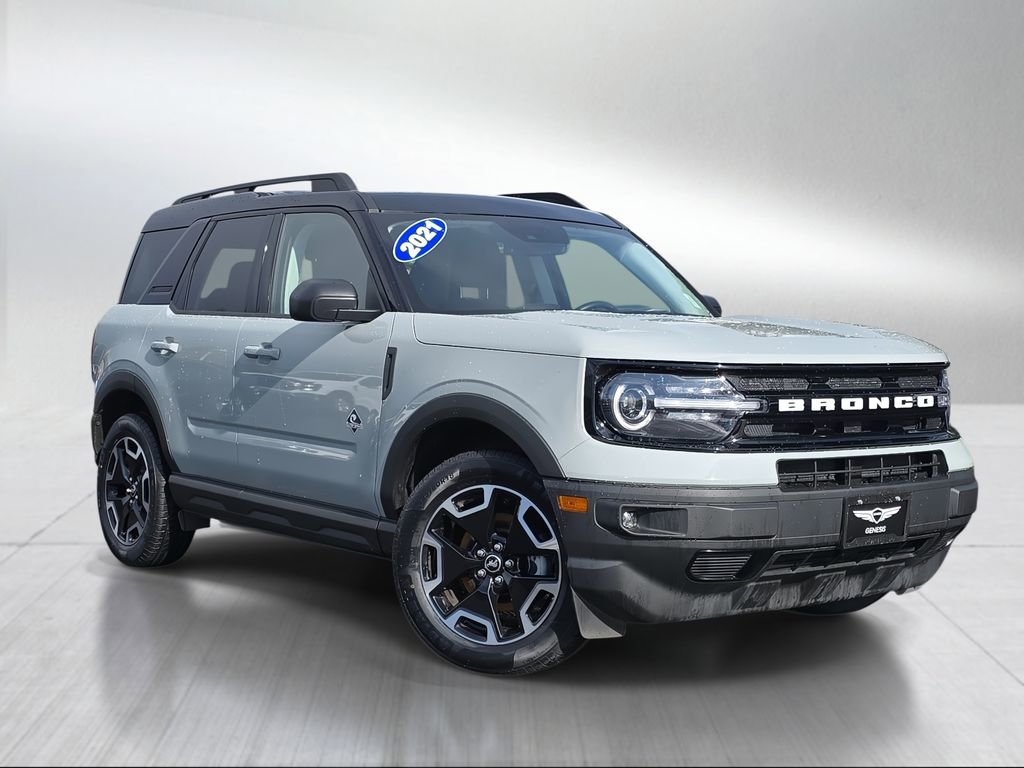 Used 2021 Ford Bronco Sport Outer Banks w/ Outer Banks Package (96D) image 1