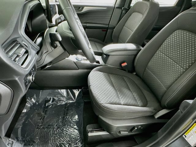 Used 2023 Ford Escape Active w/ Tech Pack #1 FWD image 9