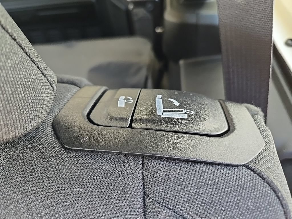 Used 2026 Jeep Wrangler Unlimited Rubicon AWD/4WD image 41