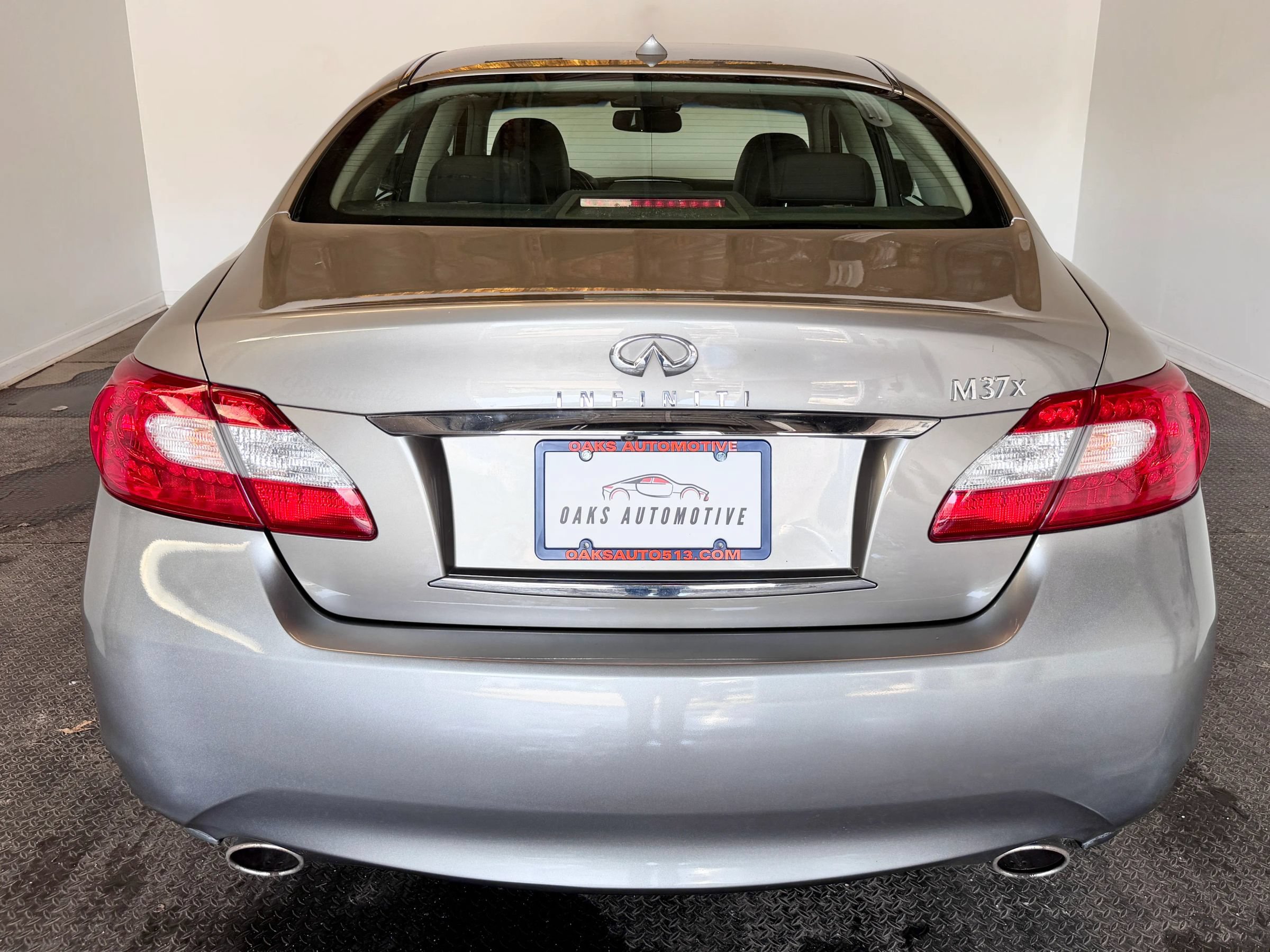 Used 2011 INFINITI M37 x w/ Premium Pkg AWD/4WD image 6