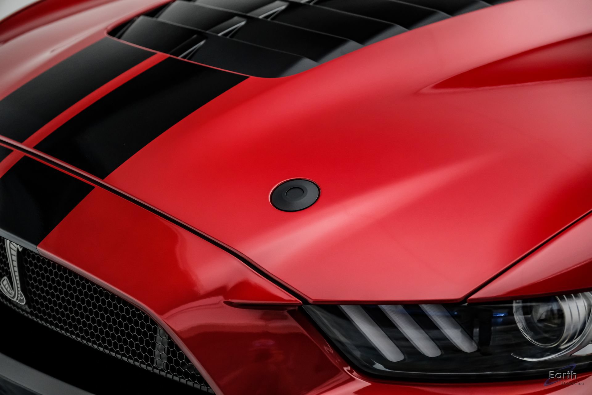 Used 2020 Ford Mustang Shelby GT500 w/ Carbon Fiber Track Pack RWD image 38
