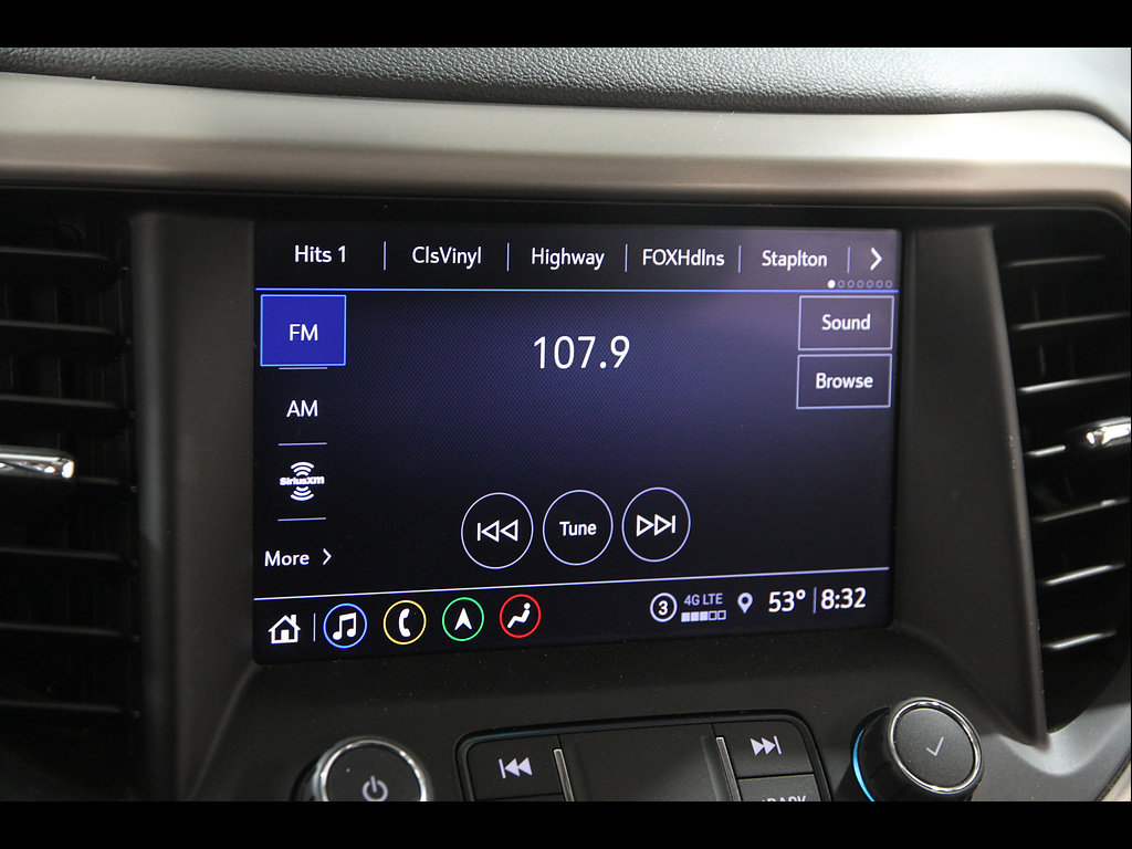 Certified 2022 GMC Acadia Denali w/ Denali Ultimate Package AWD/4WD image 11