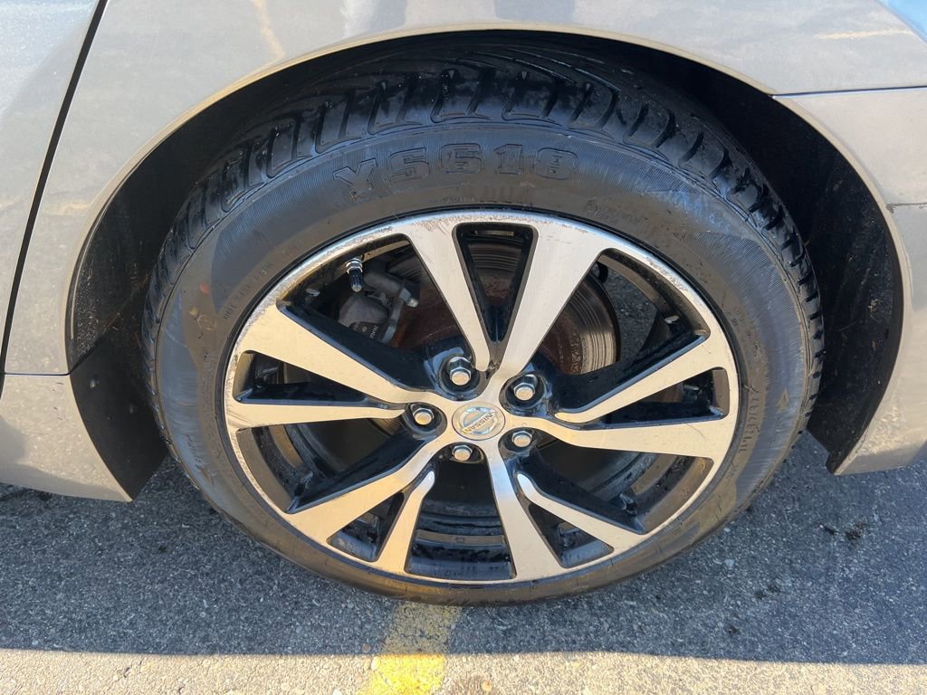 Used 2018 Nissan Maxima 3.5 SV image 9