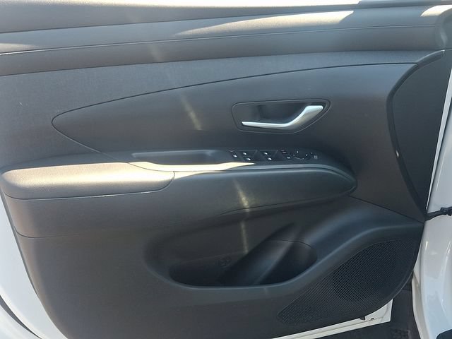 Certified 2025 Hyundai Tucson SEL AWD/4WD image 12