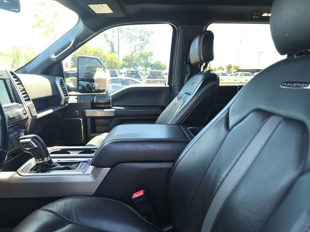 Used 2018 Ford F150 Platinum w/ Equipment Group 701A Luxury AWD/4WD image 8