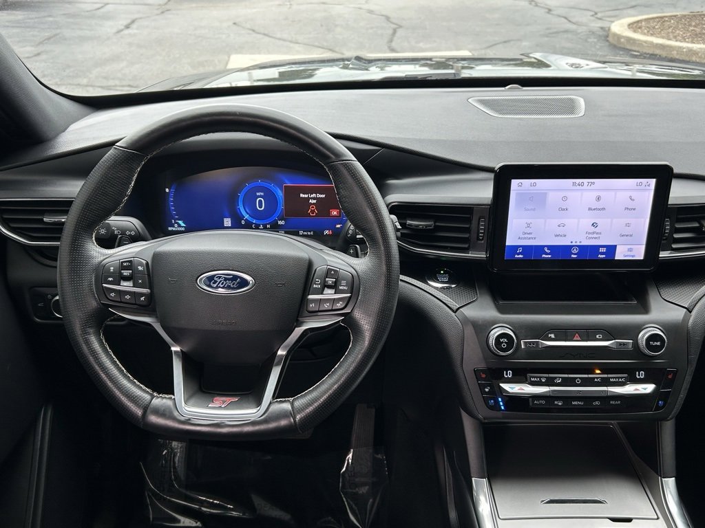 Used 2020 Ford Explorer ST image 19