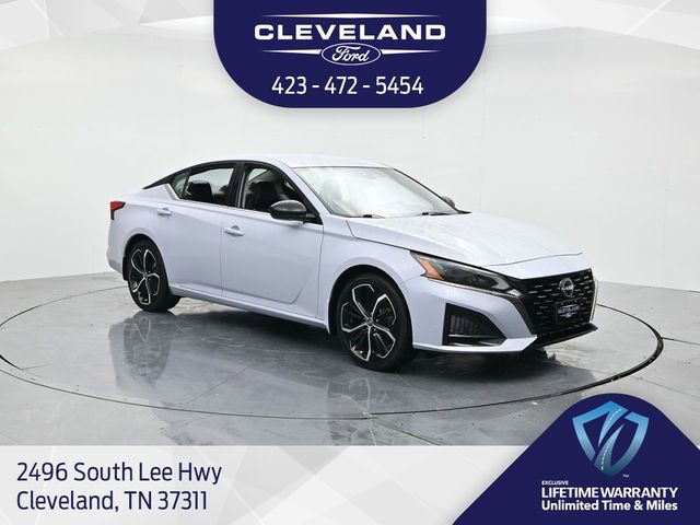 Used 2023 Nissan Altima 2.5 SR