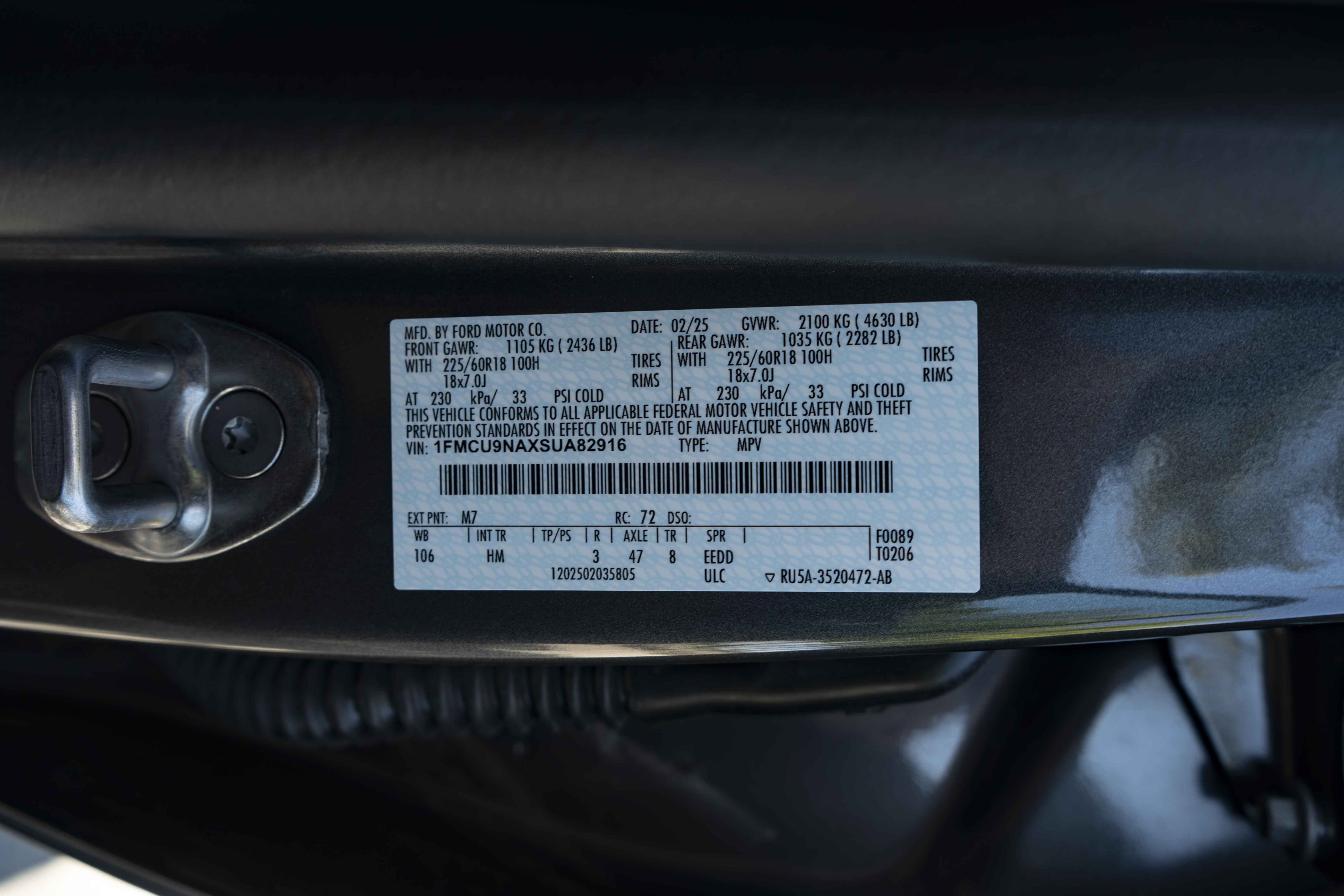 Used 2025 Ford Escape ST-Line Select AWD/4WD image 44