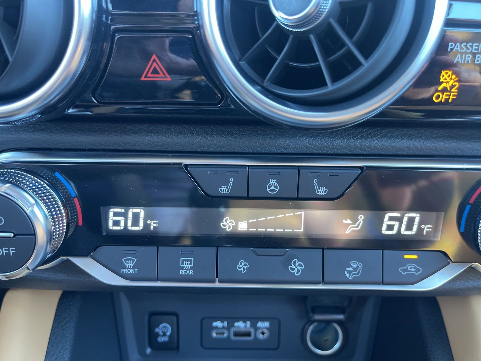 New 2025 Nissan Sentra SV w/ SV Premium Package image 25