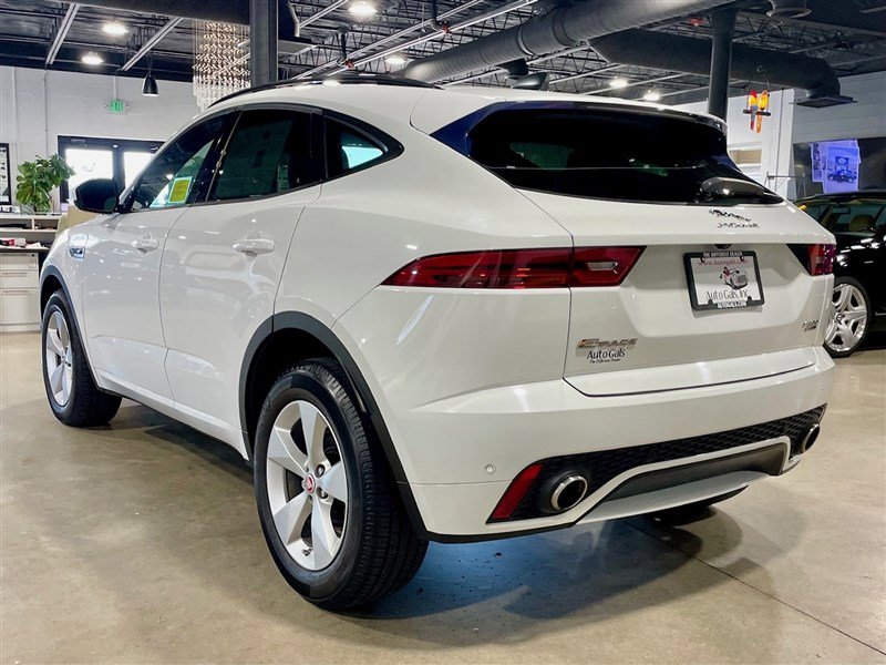 Used 2020 Jaguar E-PACE R-Dynamic S image 3
