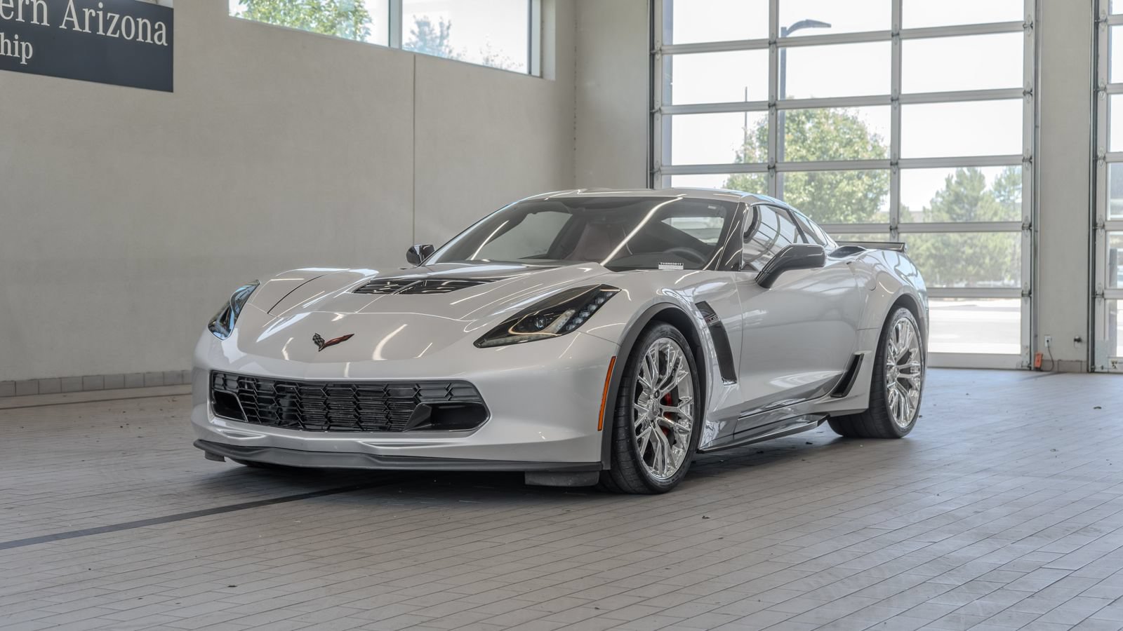 Used 2017 Chevrolet Corvette Z06 w/ Battery Protection Package RWD image 23