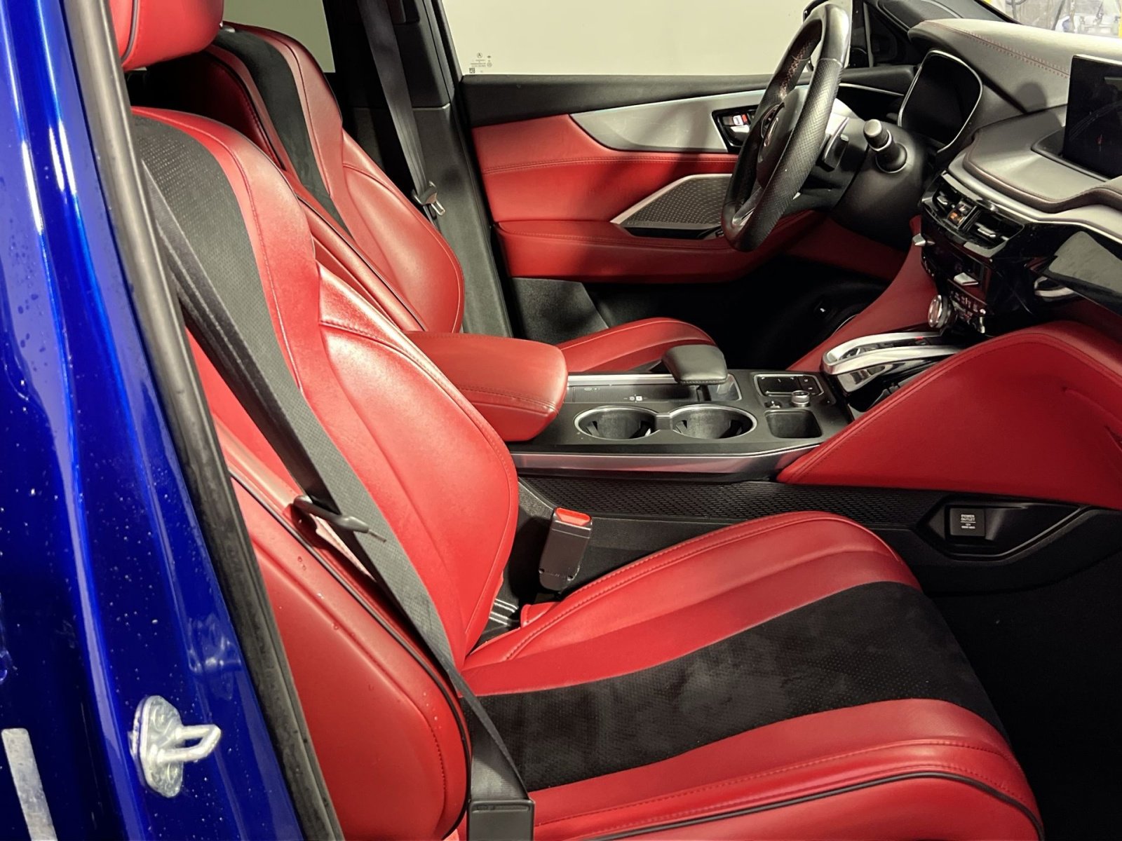 Used 2023 Acura MDX A-Spec image 28