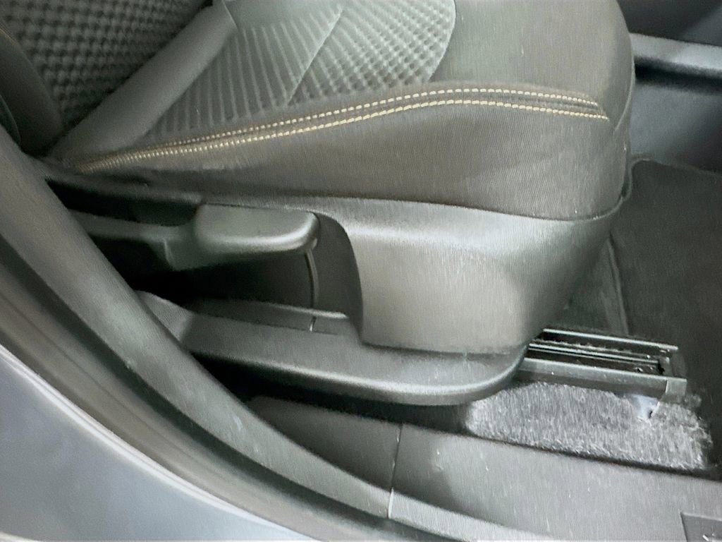 Used 2020 GMC Terrain SLE w/ Elevation Edition image 23