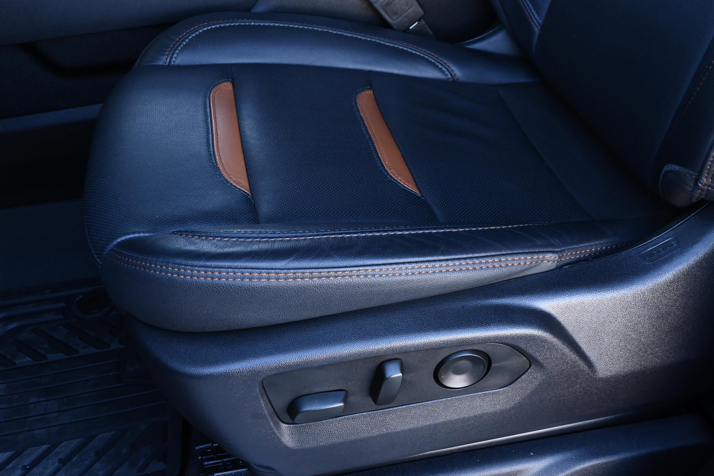 Used 2024 GMC Sierra 2500 AT4 w/ AT4 Premium Plus Package image 31