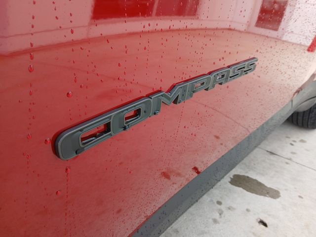 New 2026 Jeep Compass Latitude AWD/4WD image 38