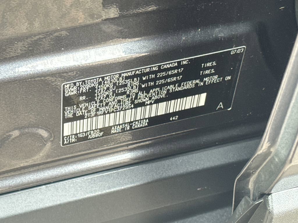 Used 2023 Toyota RAV4 LE AWD/4WD image 43