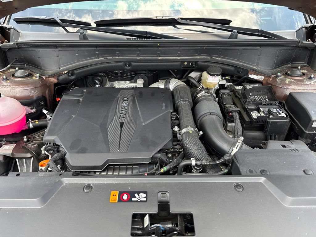 Certified 2025 Hyundai Santa Fe XRT AWD/4WD image 3