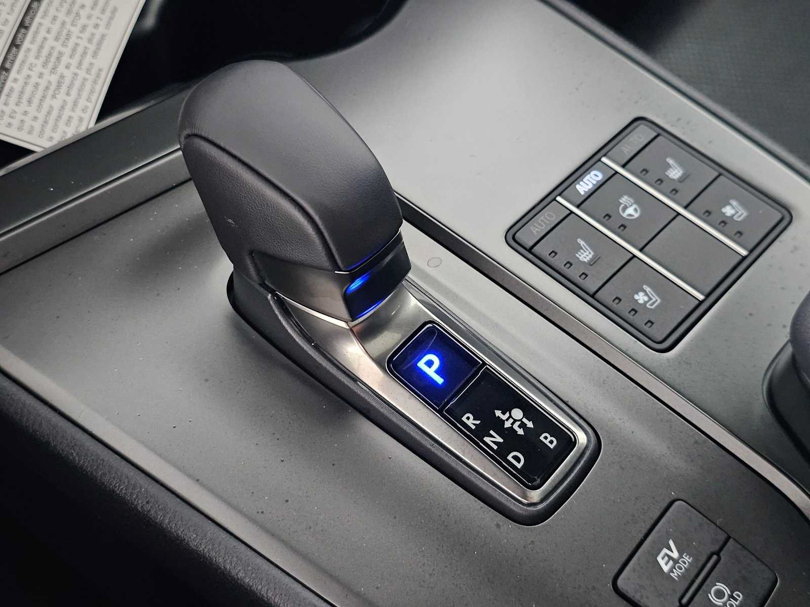 New 2026 Lexus UX 300h AWD w/ Cold Area Package image 32