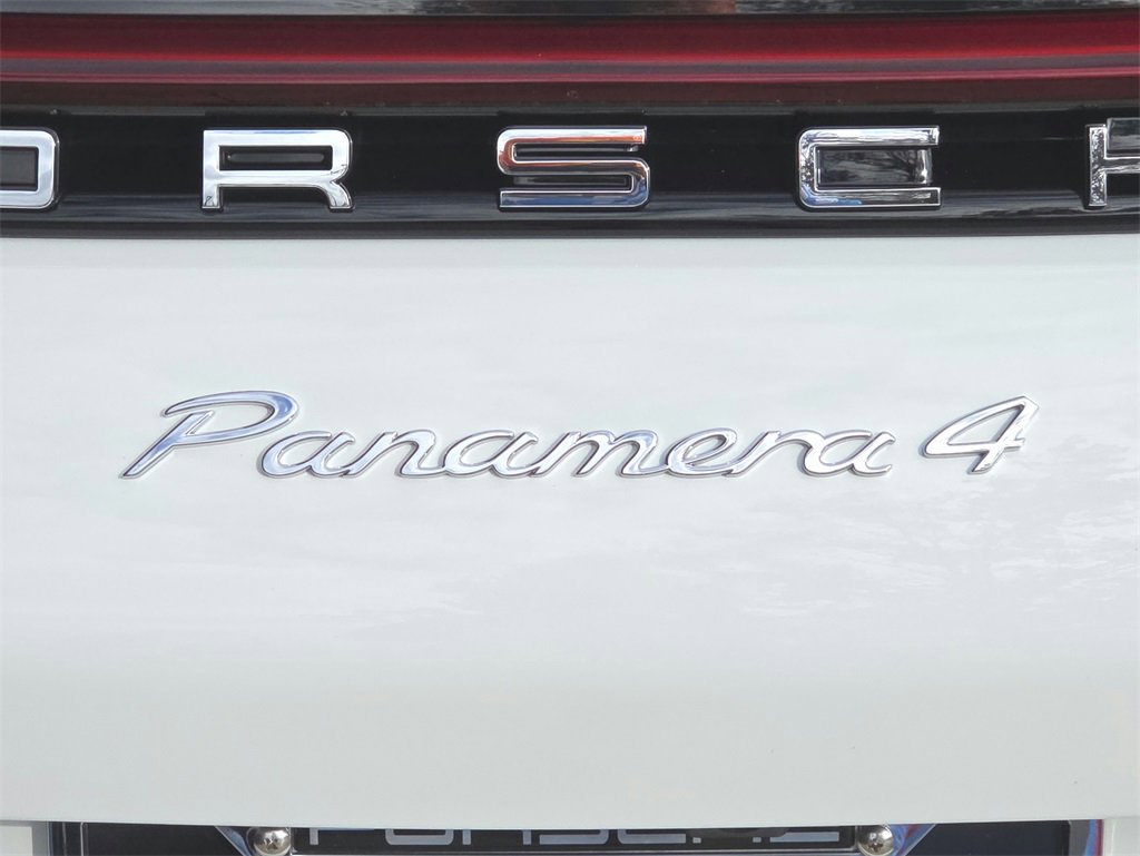 Used 2022 Porsche Panamera 4 image 28